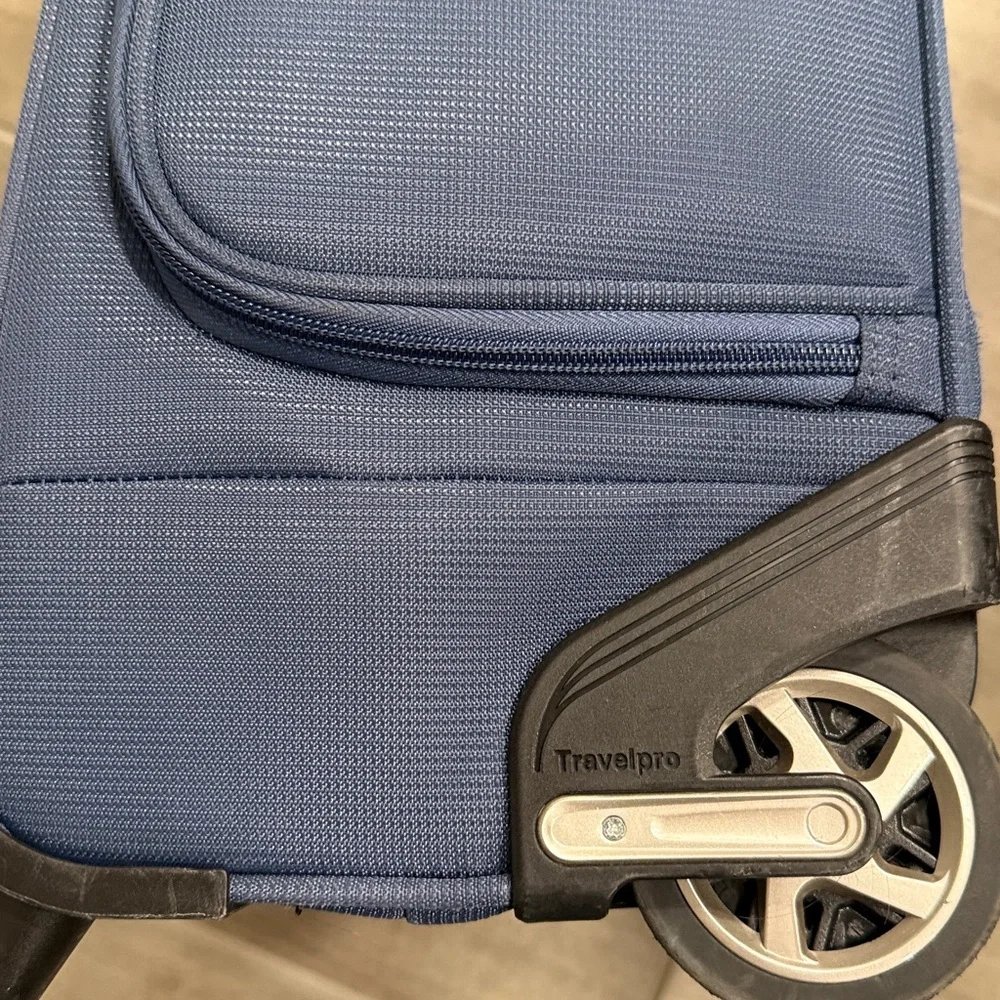 Travelpro 2 Wheeled Roller Bag